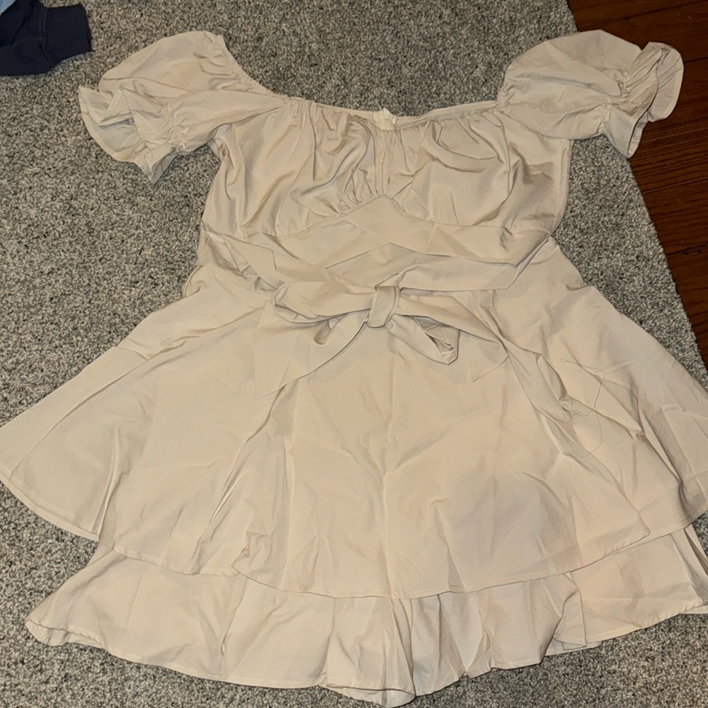 AMAZON cream colored romper dress. No tags but this has never been worn!